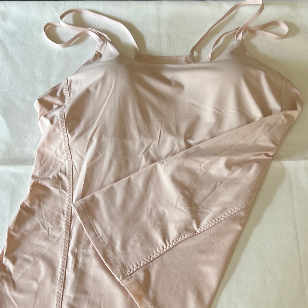 Athleta Women's Tank Top in Light Pink